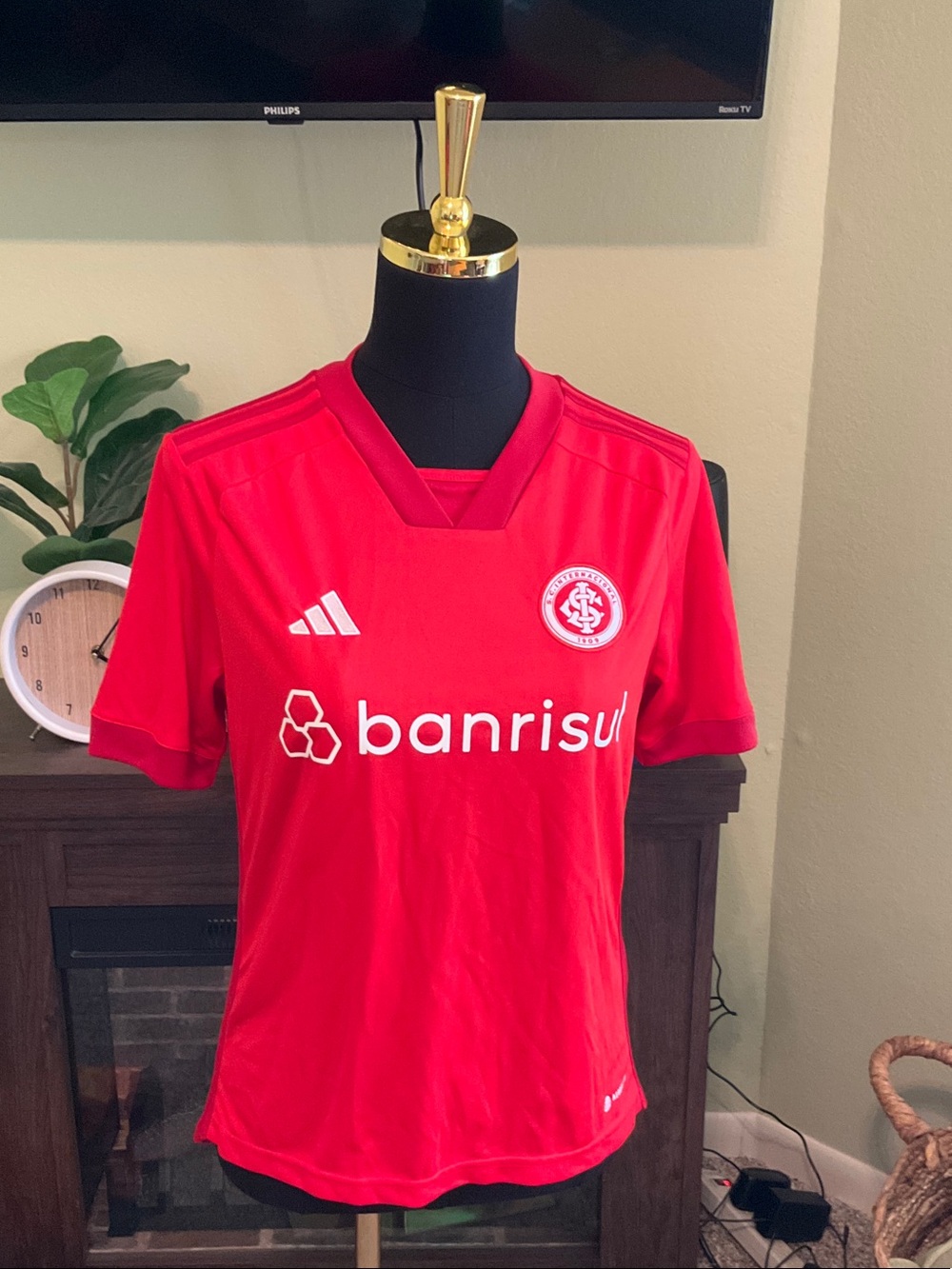 Adidas Youth Size 14 S.C. International Brazil Soccer Jersey, Great Condition!